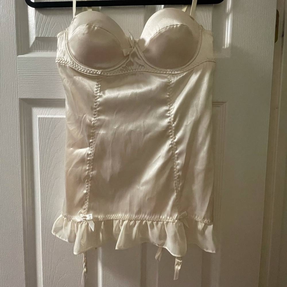 *NWT* Victoria's Secret Lingerie